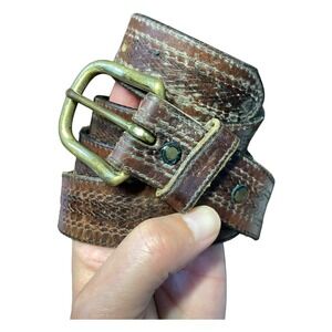 VTG LEEGIN Belt Men Sz 40-44 Tooled Brown Leather Solid Brass Buckle Distressed